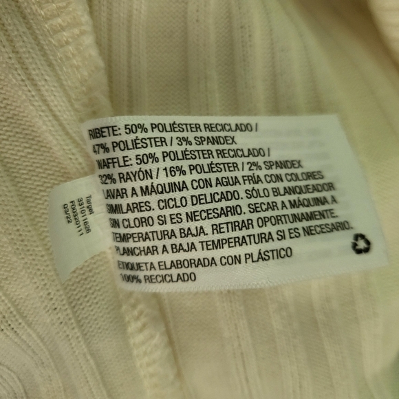 💕Wild fable cropped top - Picture 4 of 6